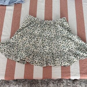 Floral Green Skirt size medium